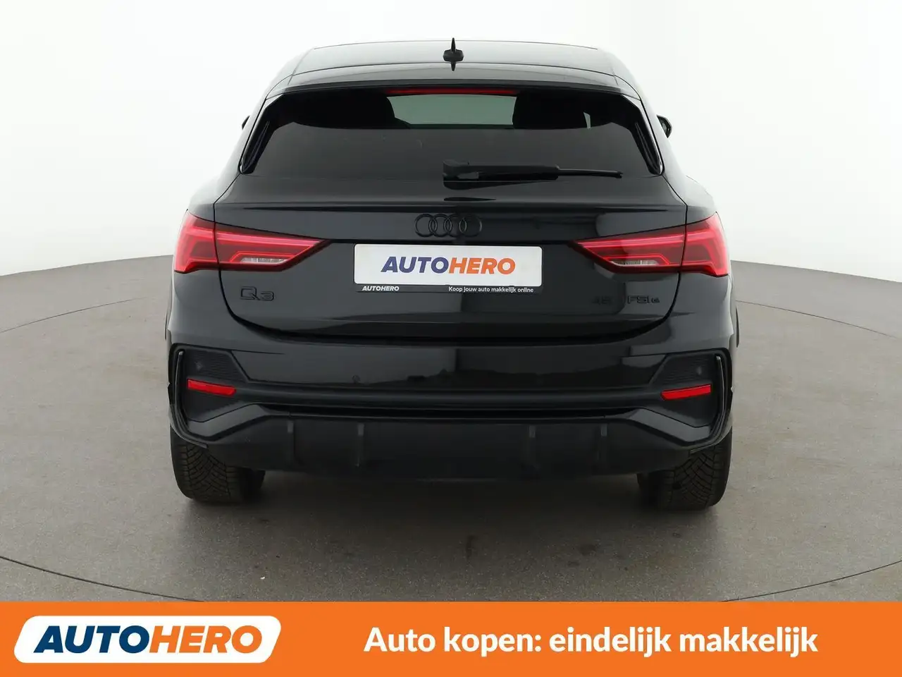 Audi Q3 45 TFSIe S line 5