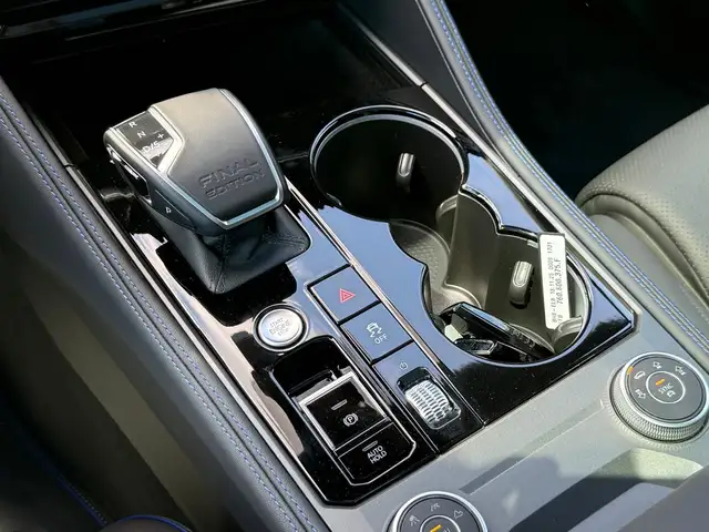 Volkswagen Touareg R eHybrid TSI 4M. Final Edition Ansicht 32