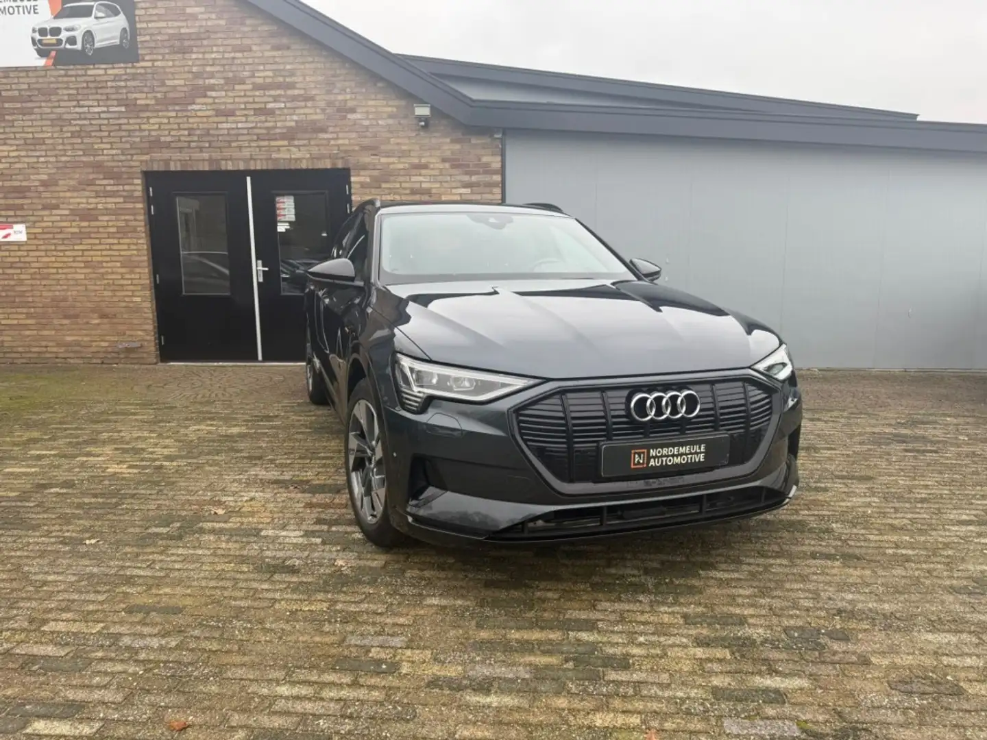 Audi e-tron 50 QUATTRO S EDITION ACC PANO MATRIX Grau - 1
