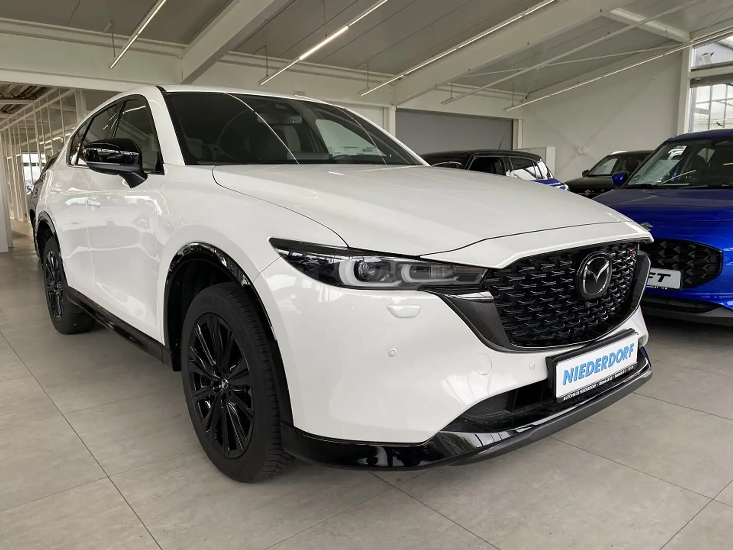 Mazda CX-5 2.5 Homura AUTOMATIK Matrix, Bose, 360°, Navi Weiß - 1