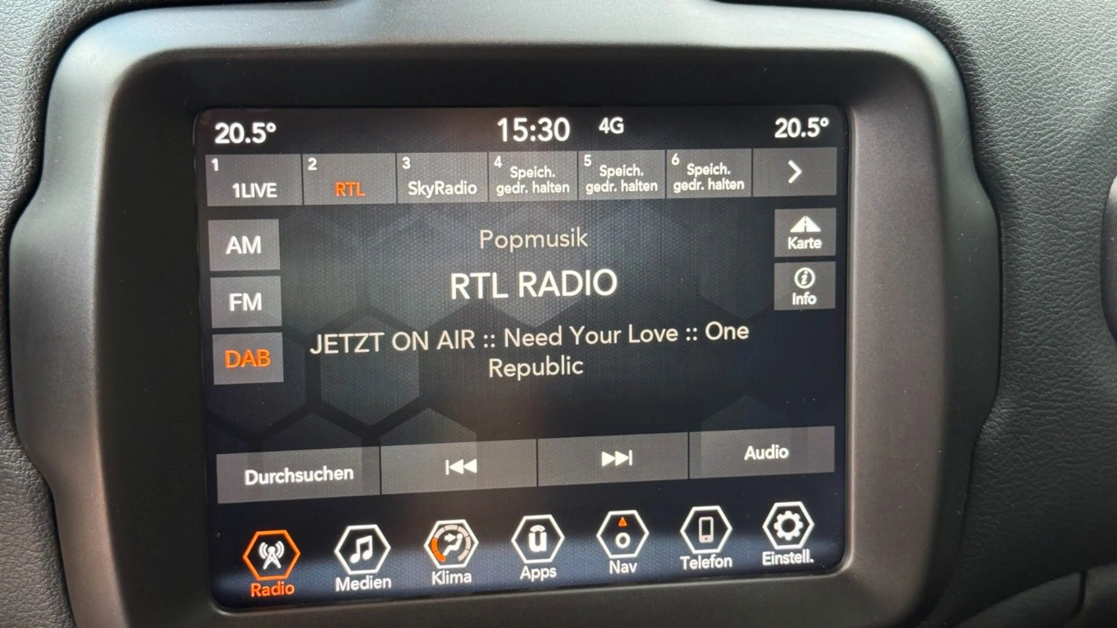 Jeep Renegade Limited FWD LEDER+NAVI+ACC+KeyLess+LED — photo 20