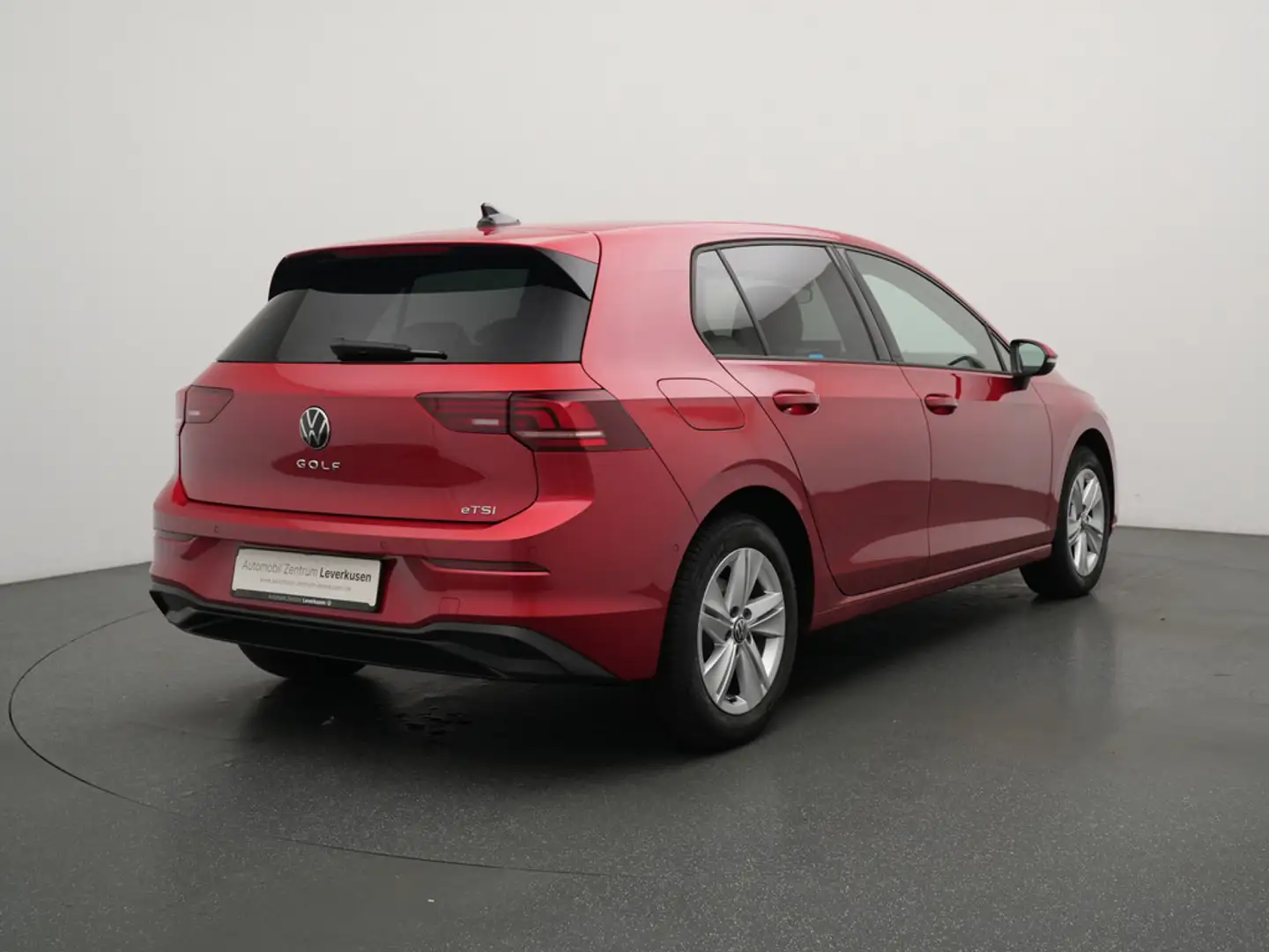 Volkswagen Golf VIII Life DSG HUD AHK NAVI VIRT ACC CARP Rot - 2