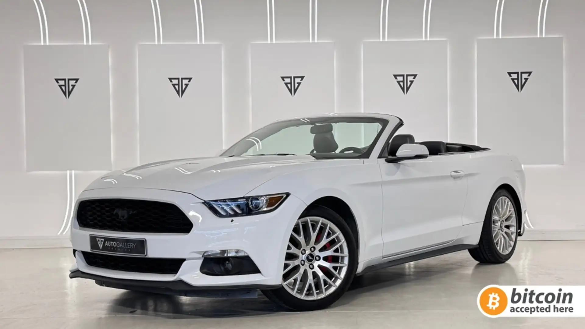 Ford Mustang Convertible 2.3 EcoBoost Aut. Blanc - 1