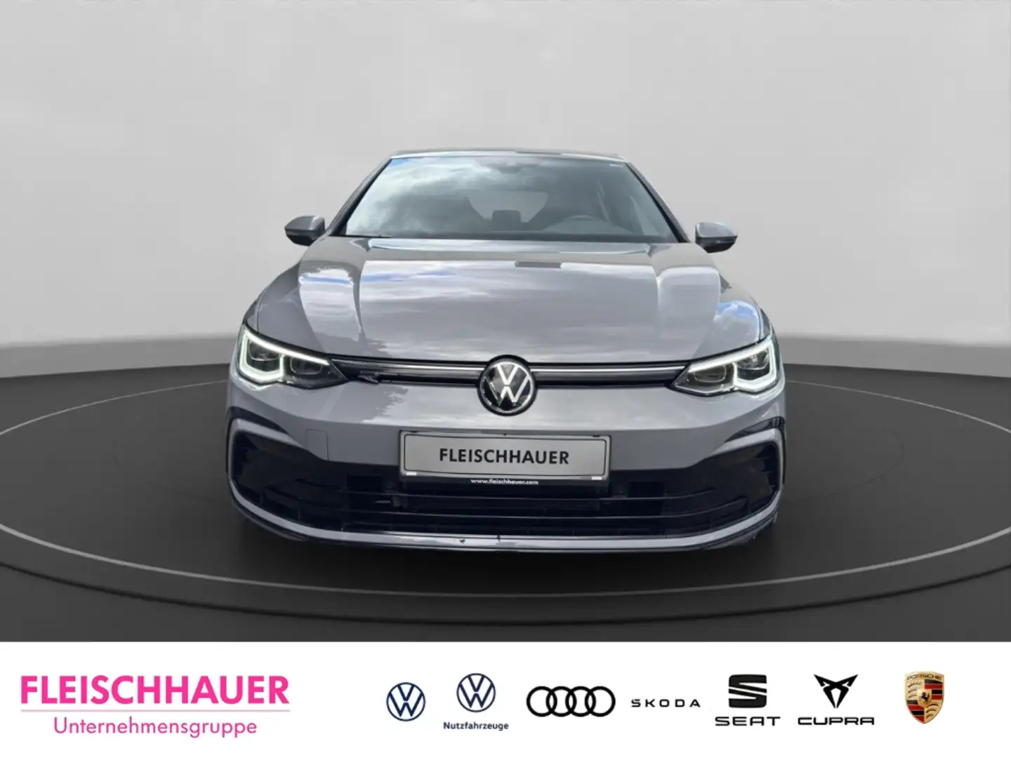 Volkswagen Golf VIII R-Line 1.5 eTSI DSG Navi Digitales Cockpit LE Grau - 2