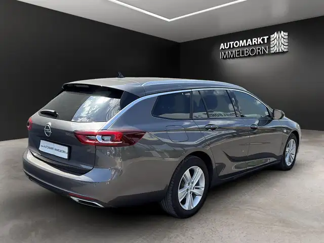 Opel Insignia view 6