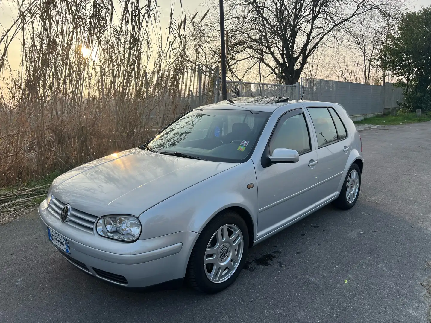 Volkswagen Golf GTI 5p 1.8 20v Argento - 1