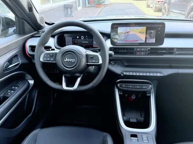 Jeep Avenger view 11