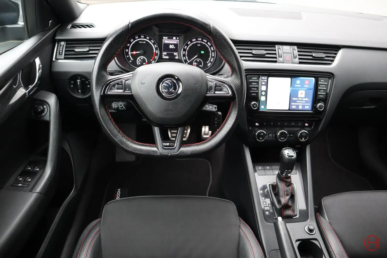 Skoda Octavia Combi 2.0 TDI RS 184 PK / Trekhaak / Canton / ACC Grijs - 2