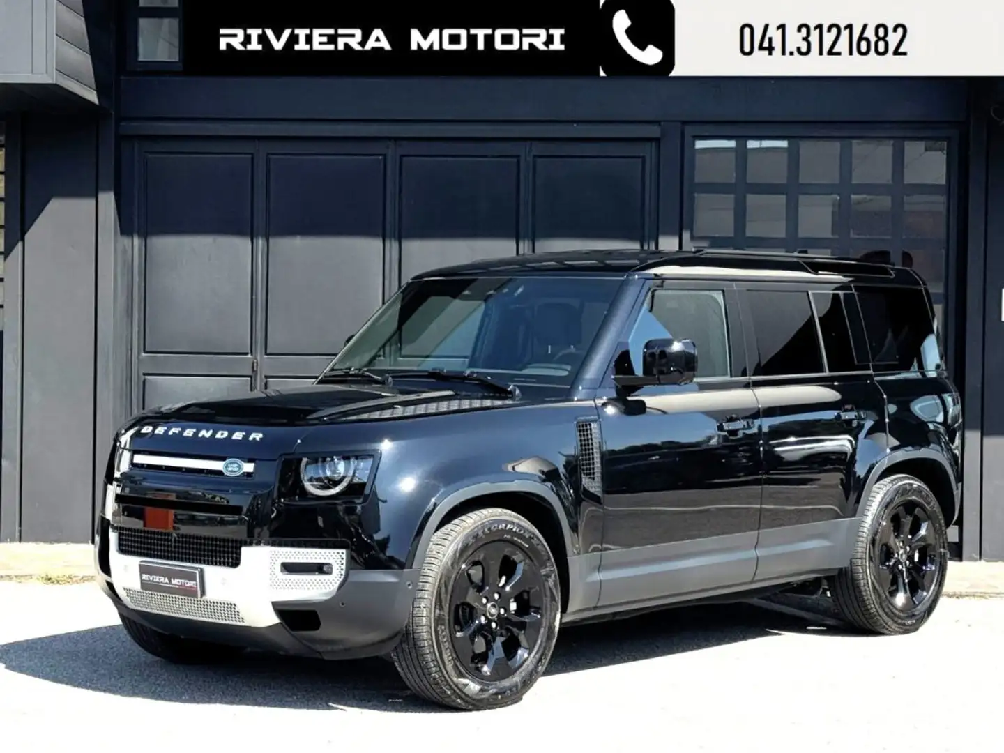 Land Rover Defender 110 3.0D I6 200 CV AWD Auto S AUTOCARRO Nero - 1