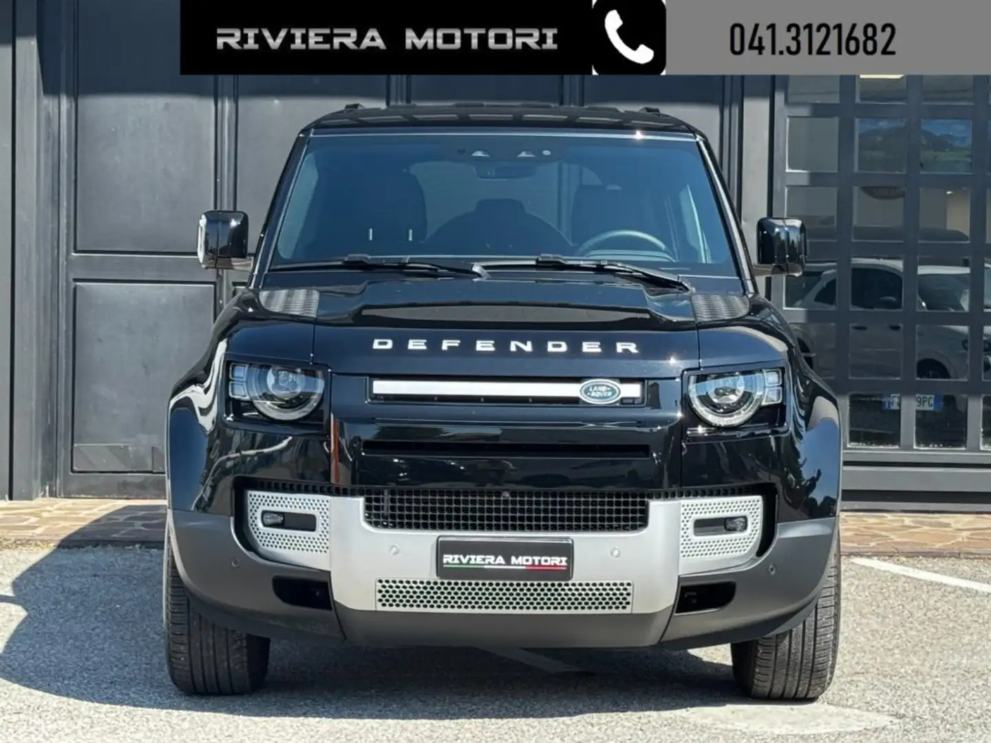Land Rover Defender 110 3.0D I6 200 CV AWD Auto S AUTOCARRO Nero - 2