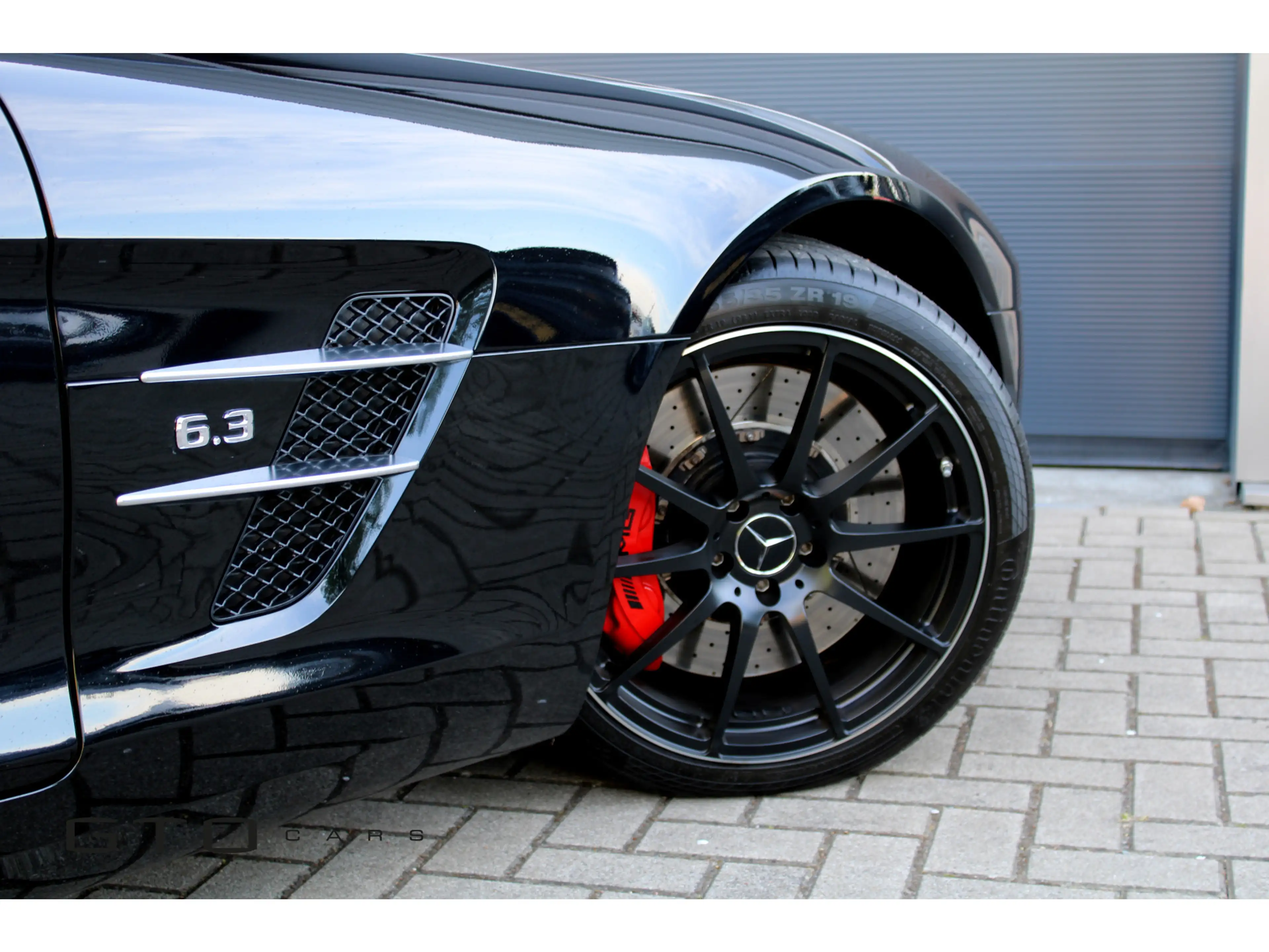 Mercedes-Benz SLS Roadster 6.3 AMG B&O Surround Sound / Camera / Dea — photo 3