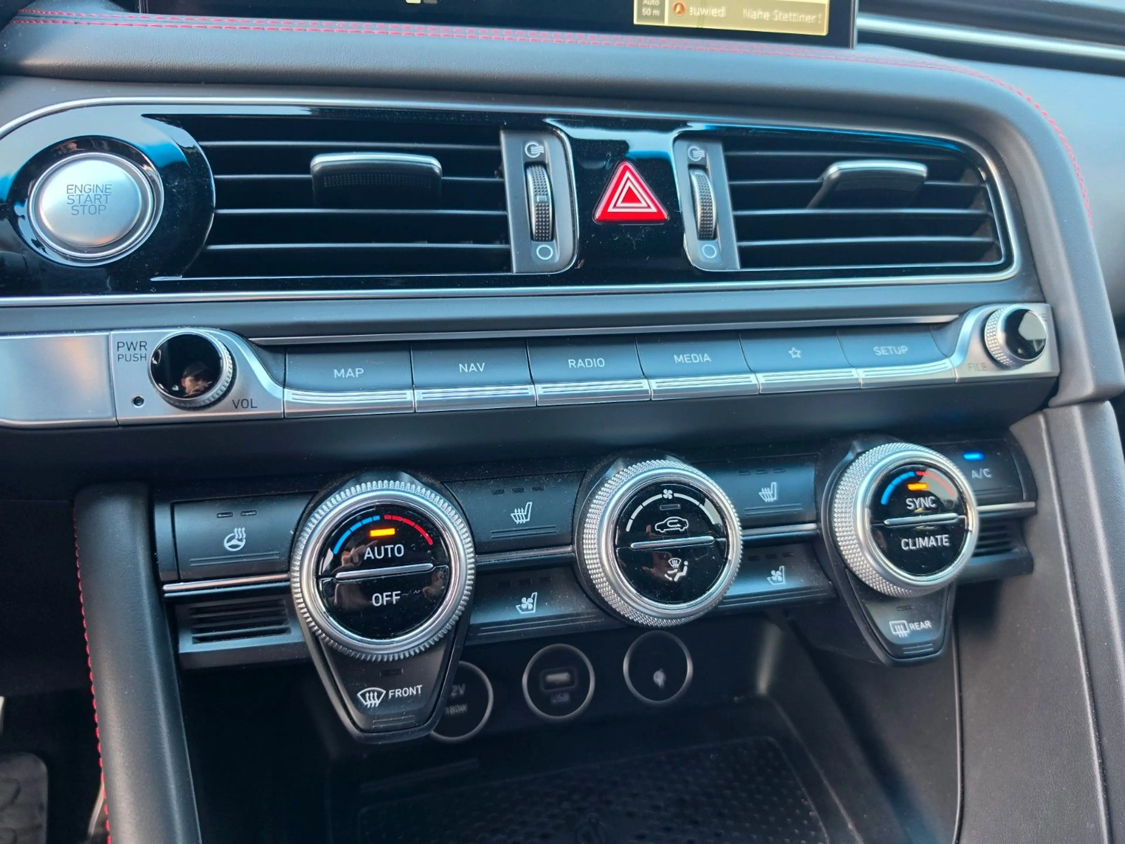 Genesis G70 Shooting Brake Sport 4WD*HuD*Belüftet*8fach — photo 15