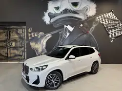 BMW X1 xDrive23i M Sport DKG7 1ere main suivi Attelage