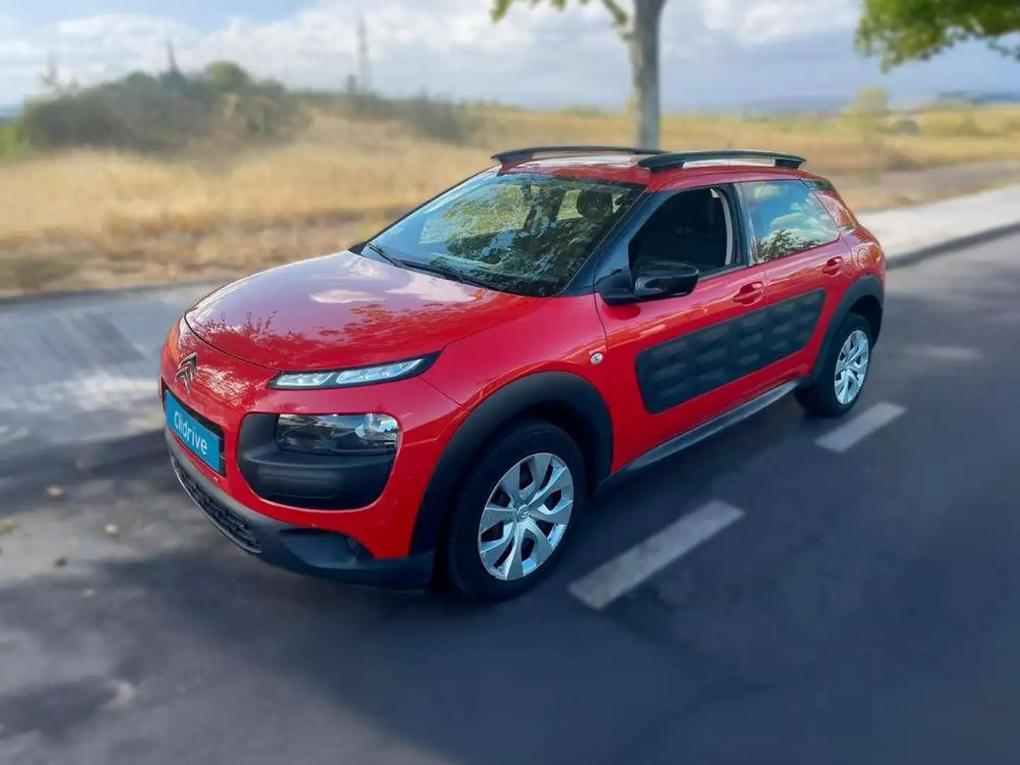 Citroen C4 Cactus 1.6 BlueHDi Shine 100 Rouge - 2