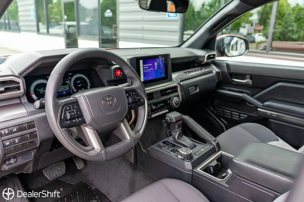 Toyota Tacoma снимка Toyota Tacoma