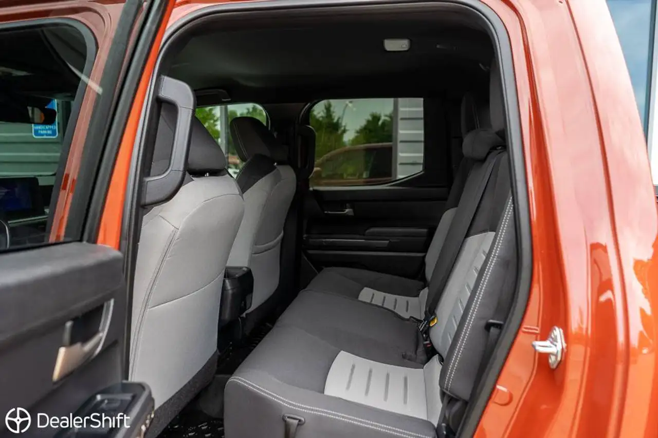 Toyota Tacoma снимка Toyota Tacoma