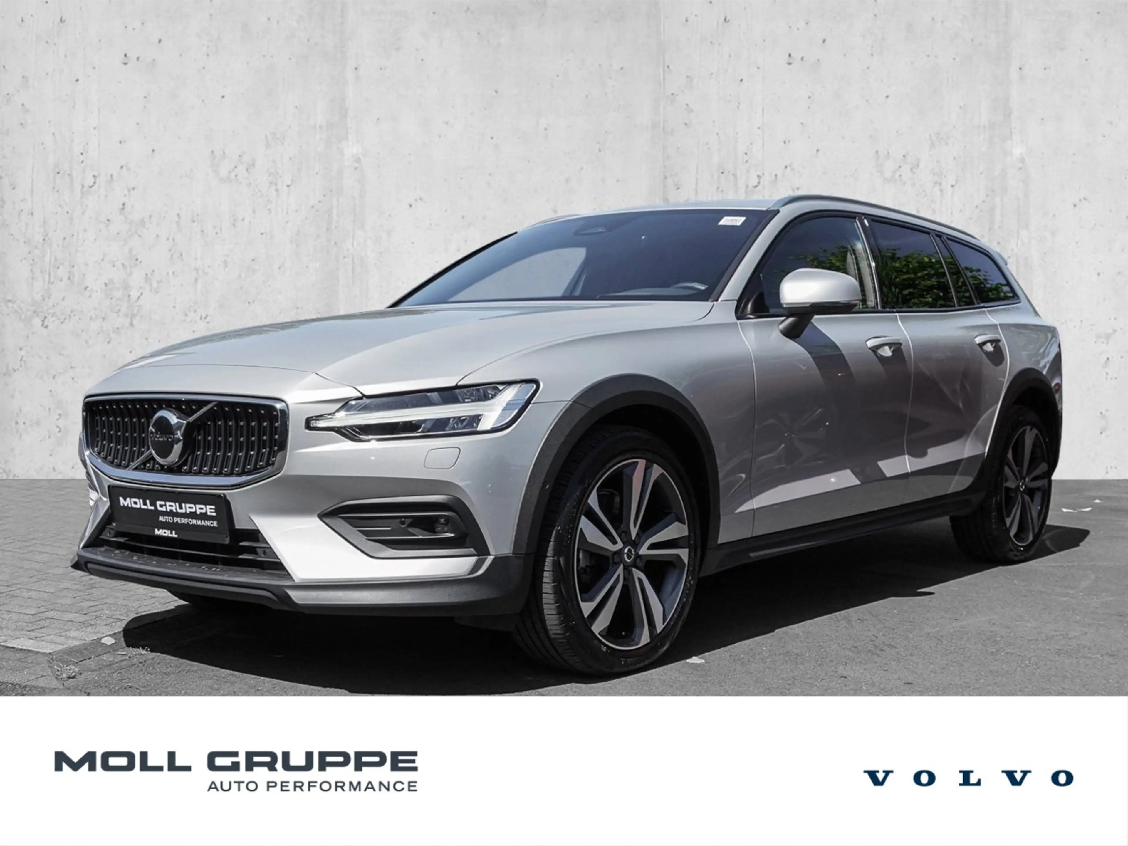 Volvo V60 Cross Country B4 AWD Plus LED Harman/Kardon