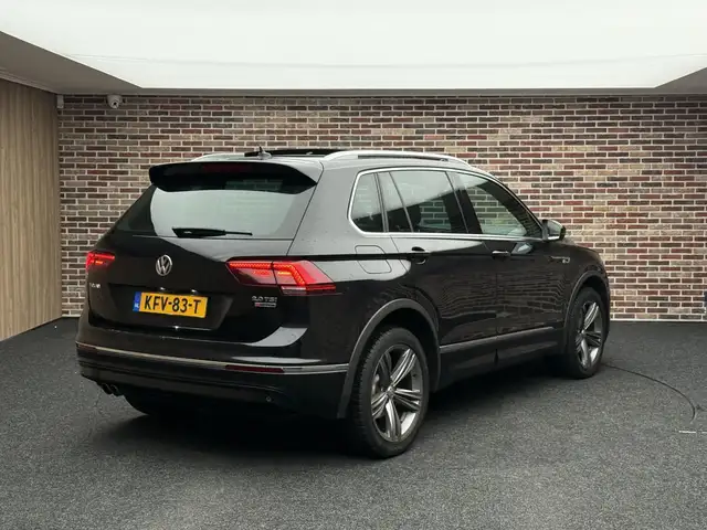 Volkswagen Tiguan view 11