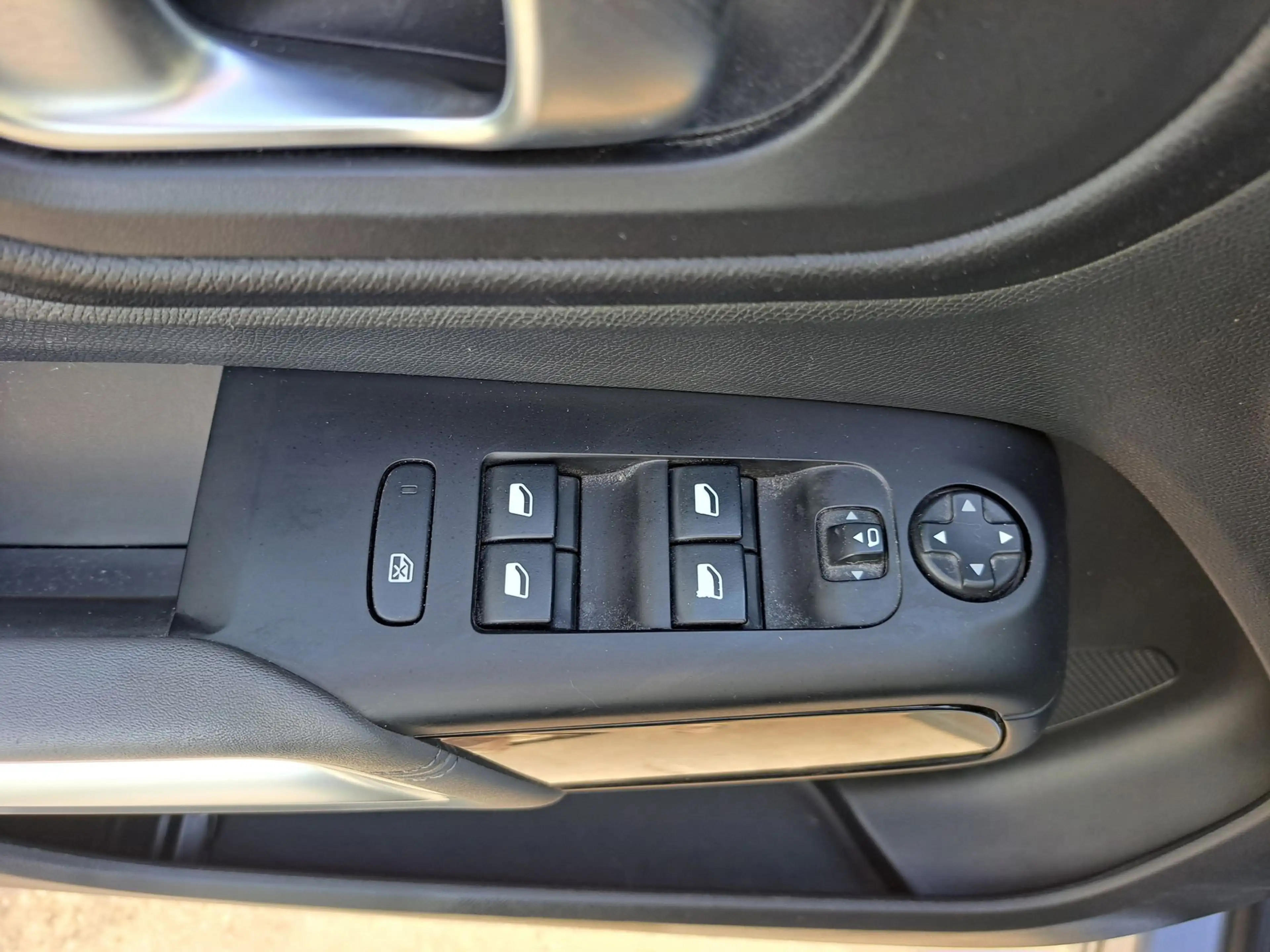 Citroen C5 Aircross 1.2 PureTech S/S SHINE — photo 14