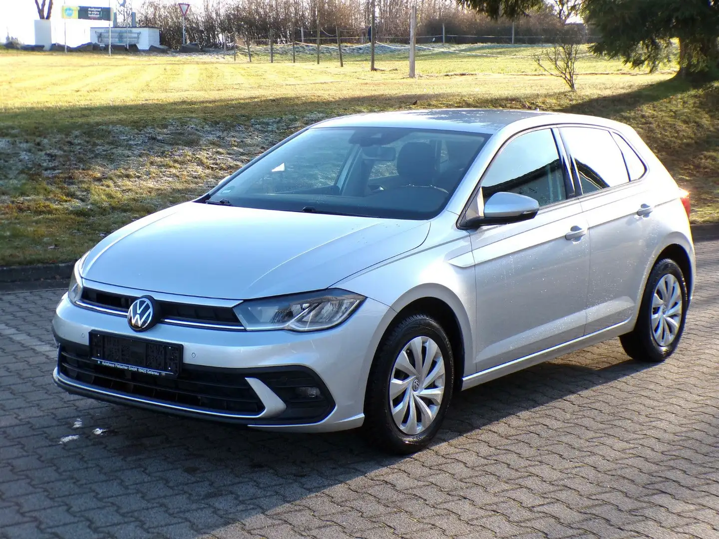 Volkswagen Polo VI Life TSI Silber - 1