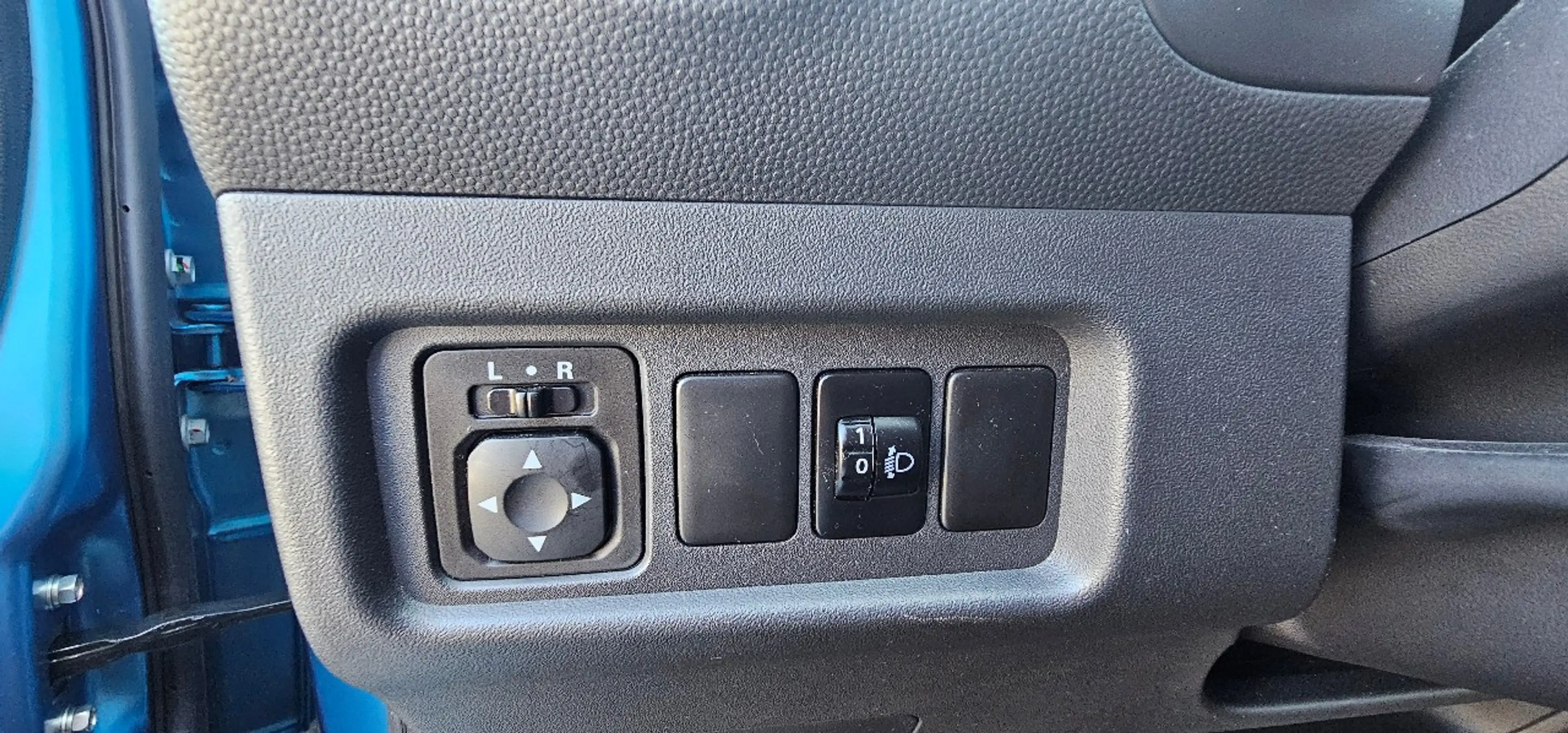 Mitsubishi Space Star Intro Edition 1.0 MIVEC 5-Gang — photo 13