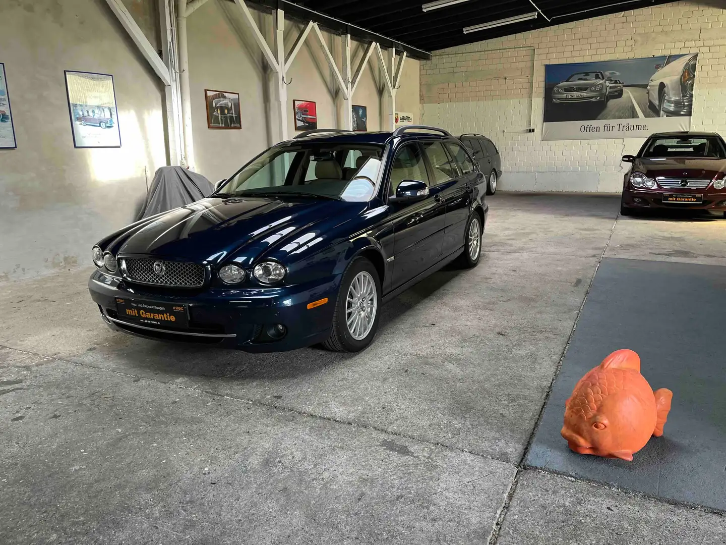 Jaguar X-Type 2.2 D Estate Classic Aut. Leder PDC SHZ 2. Hd. Azul - 1