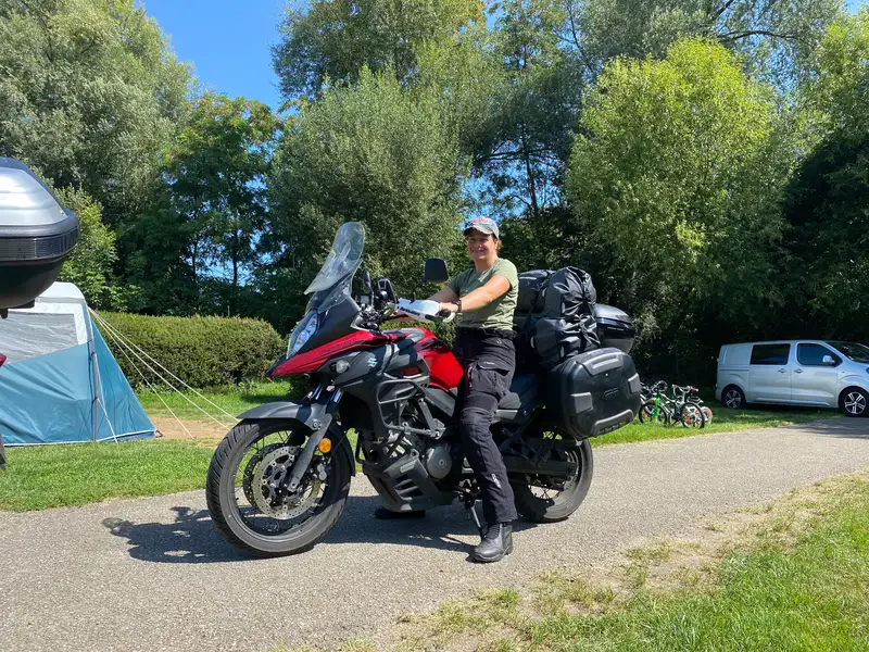 Suzuki V-STROM 650 - foto 2