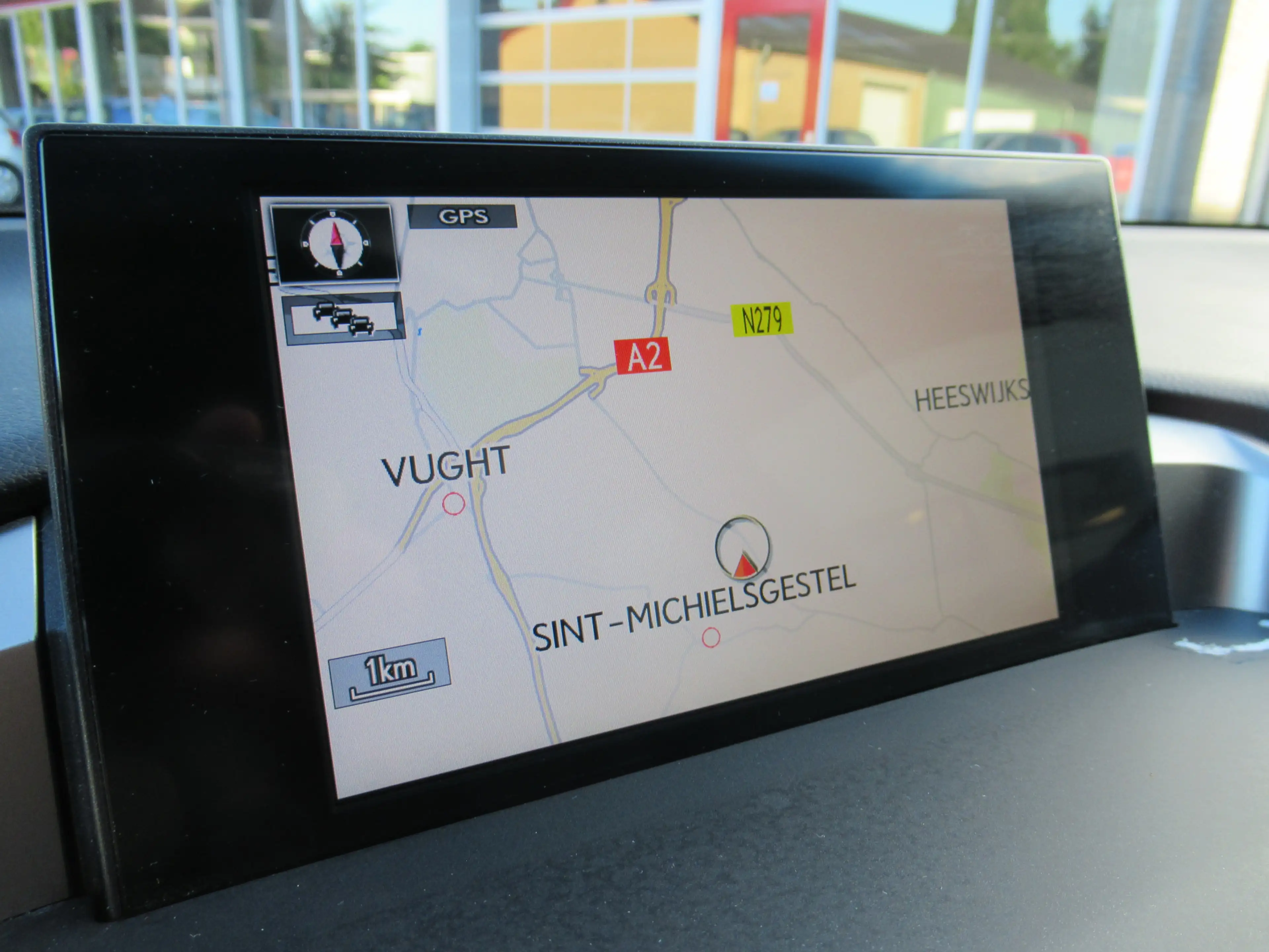 Lexus NX 300h AWD 25th First Edition leer Dealeronderhouden — photo 15