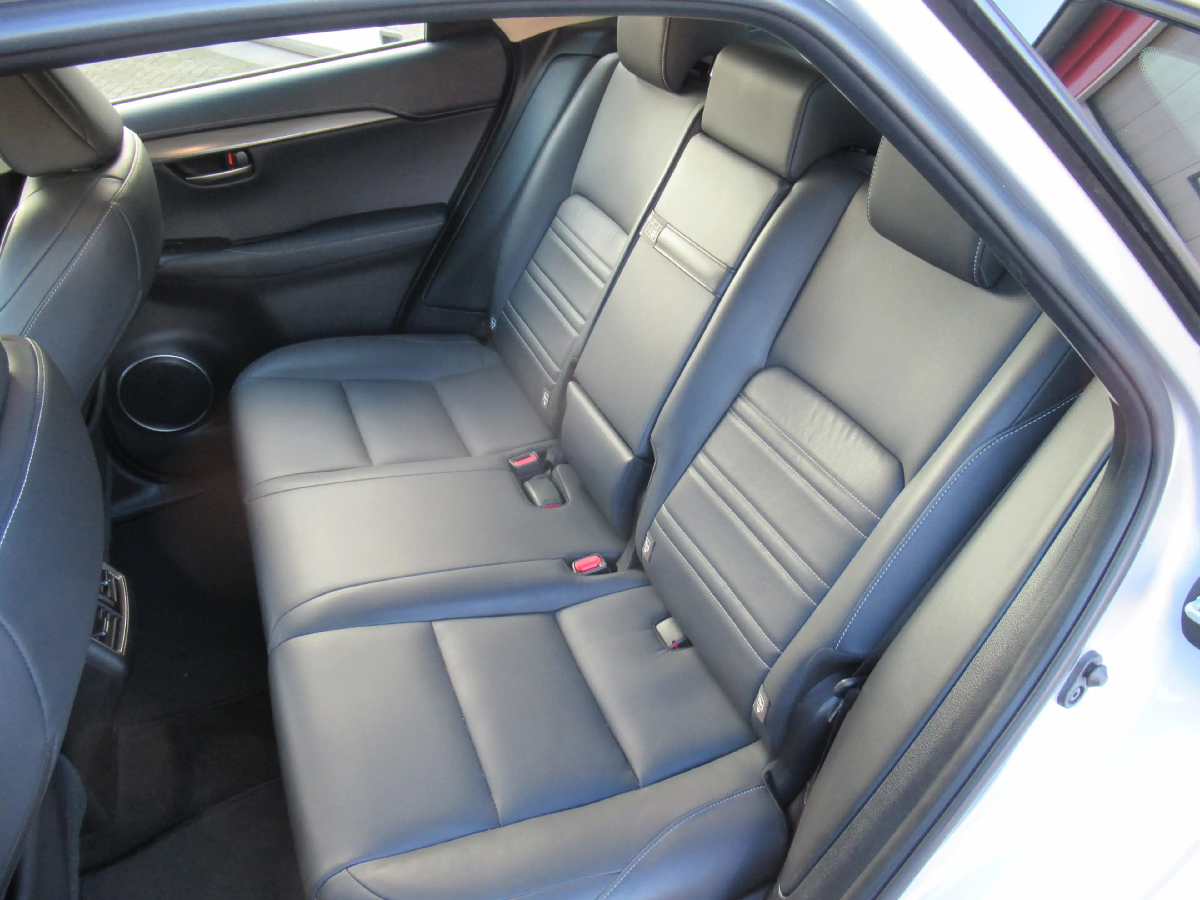 Lexus NX 300h AWD 25th First Edition leer Dealeronderhouden — photo 7