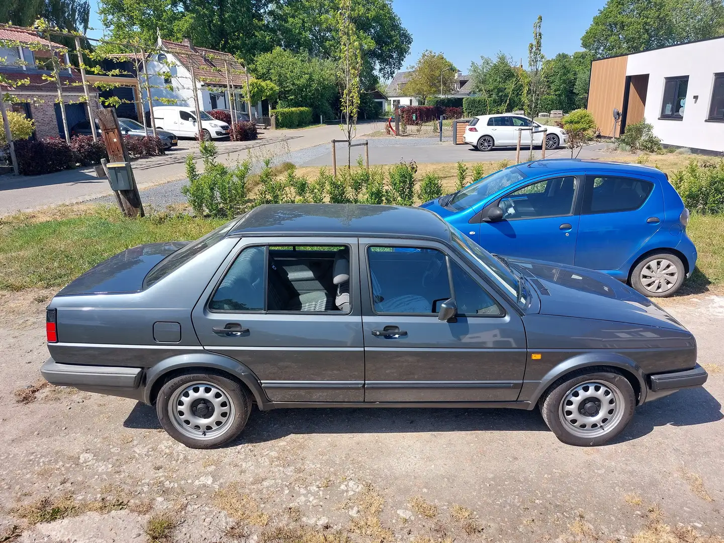 Volkswagen Jetta Jetta CL Gris - 1