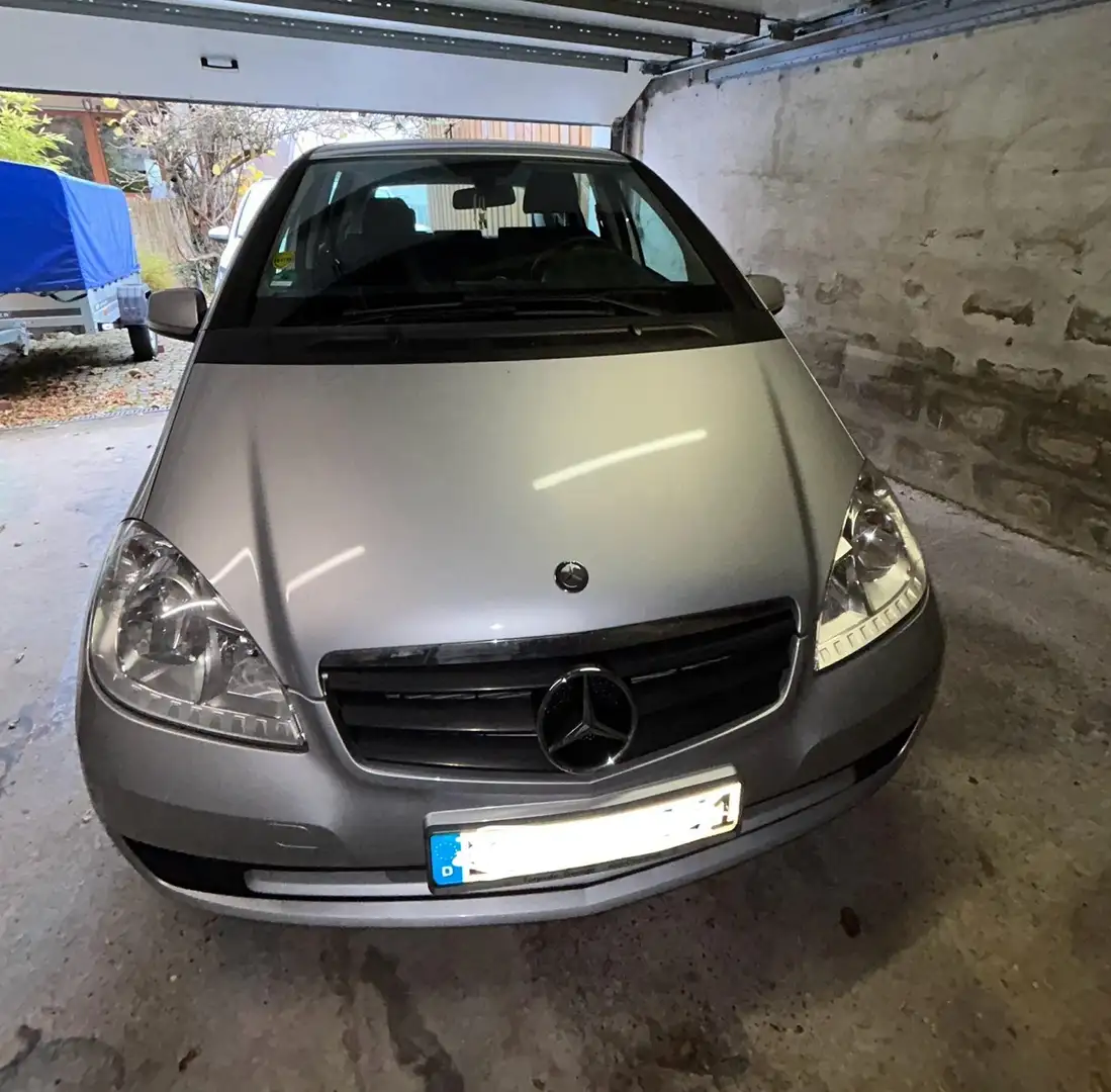 Mercedes-Benz A 160 MERCEDES A160 TÜV NEU BREMSEN NEU GARAGENFAHRZEUG Silber - 1