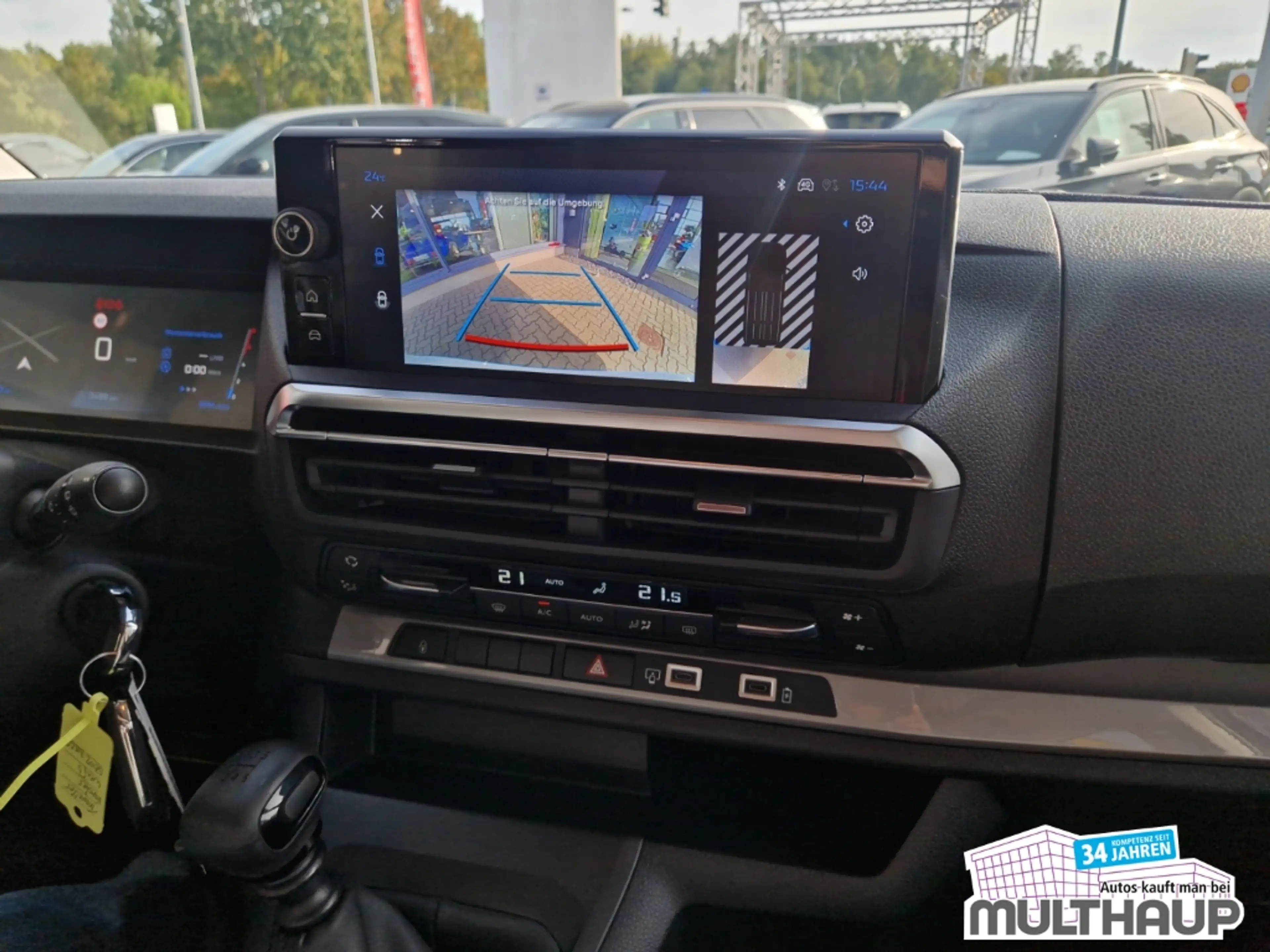 Peugeot Traveller Pössl Vanster BlueHDi 145 — photo 8