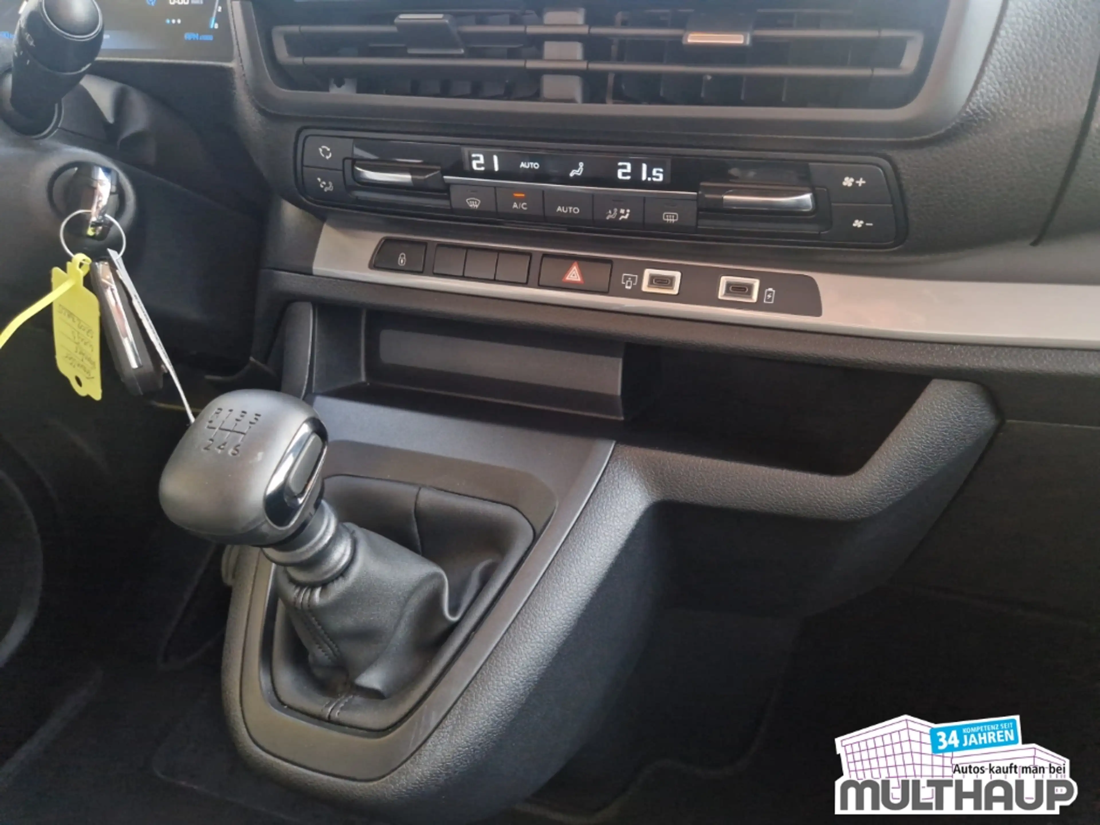 Peugeot Traveller Pössl Vanster BlueHDi 145 — photo 6