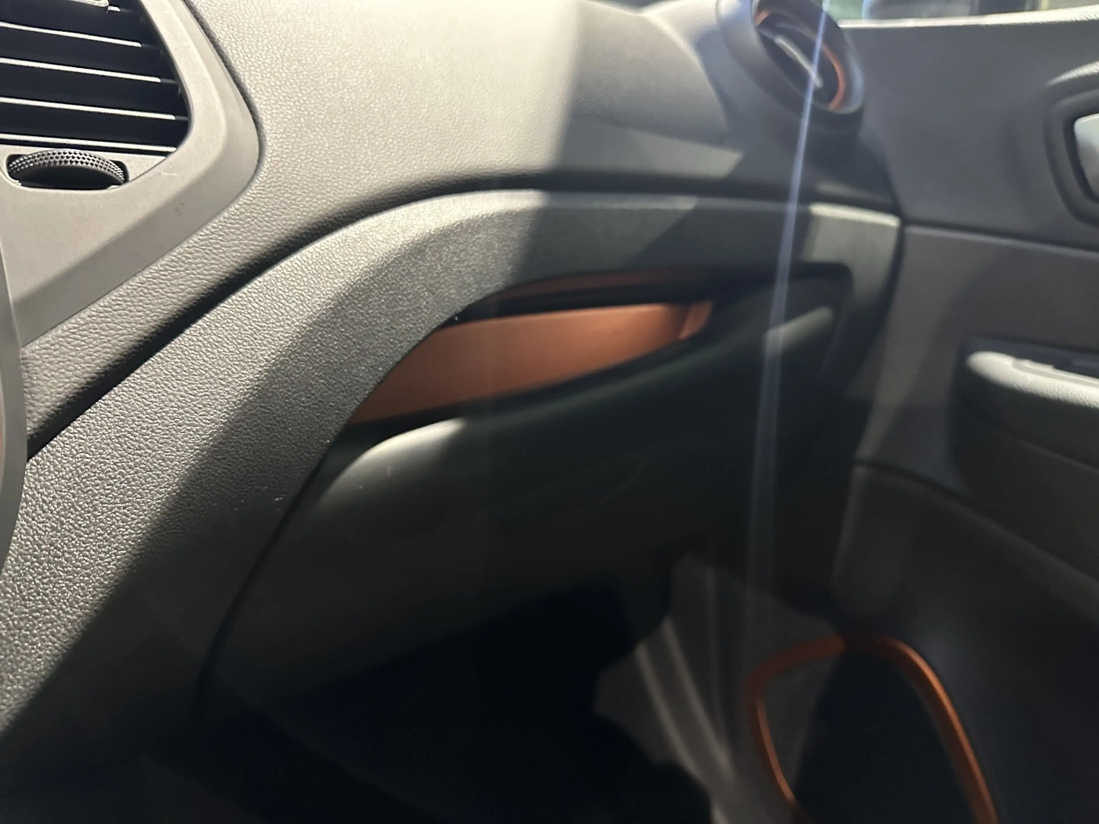 Renault Captur Intens ENERGY TCe 120 EDC — photo 45