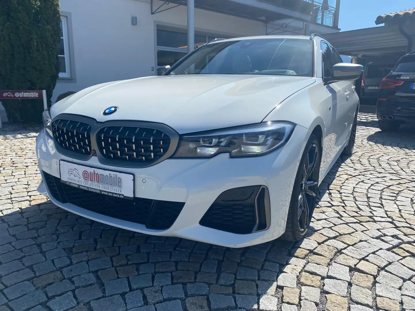 BMW 340 xDrive|Pano|HUD|StandH|AHK|DrivAssist|19 Weiß - 1