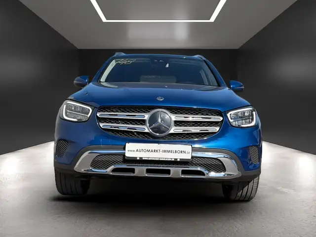 Mercedes-Benz 300 view 9