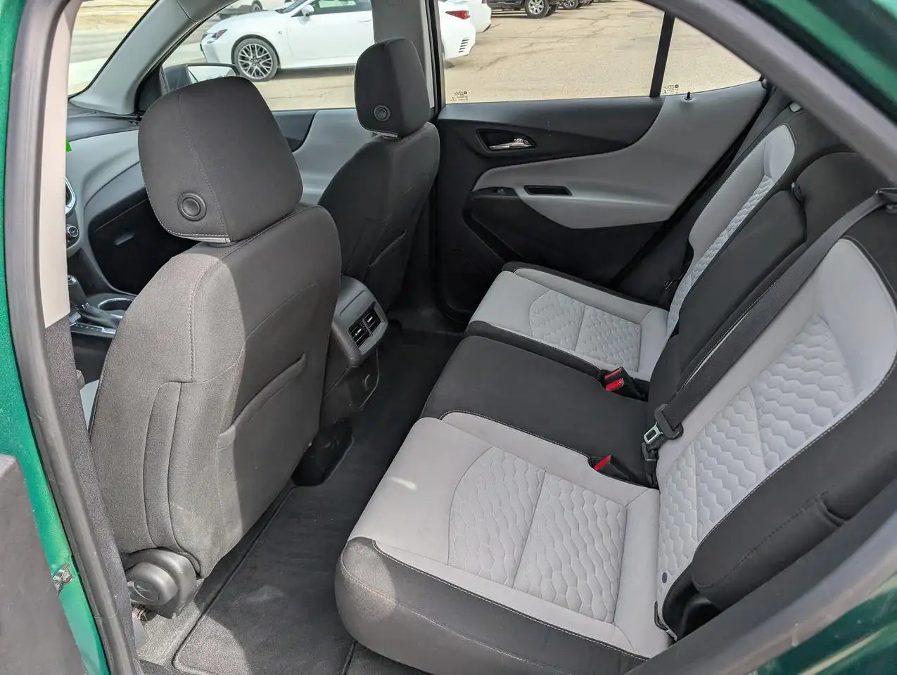 Chevrolet Equinox снимка Chevrolet Equinox