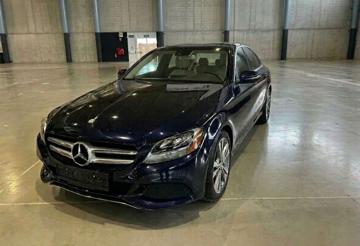 Mercedes-Benz 300 300C - foto 1