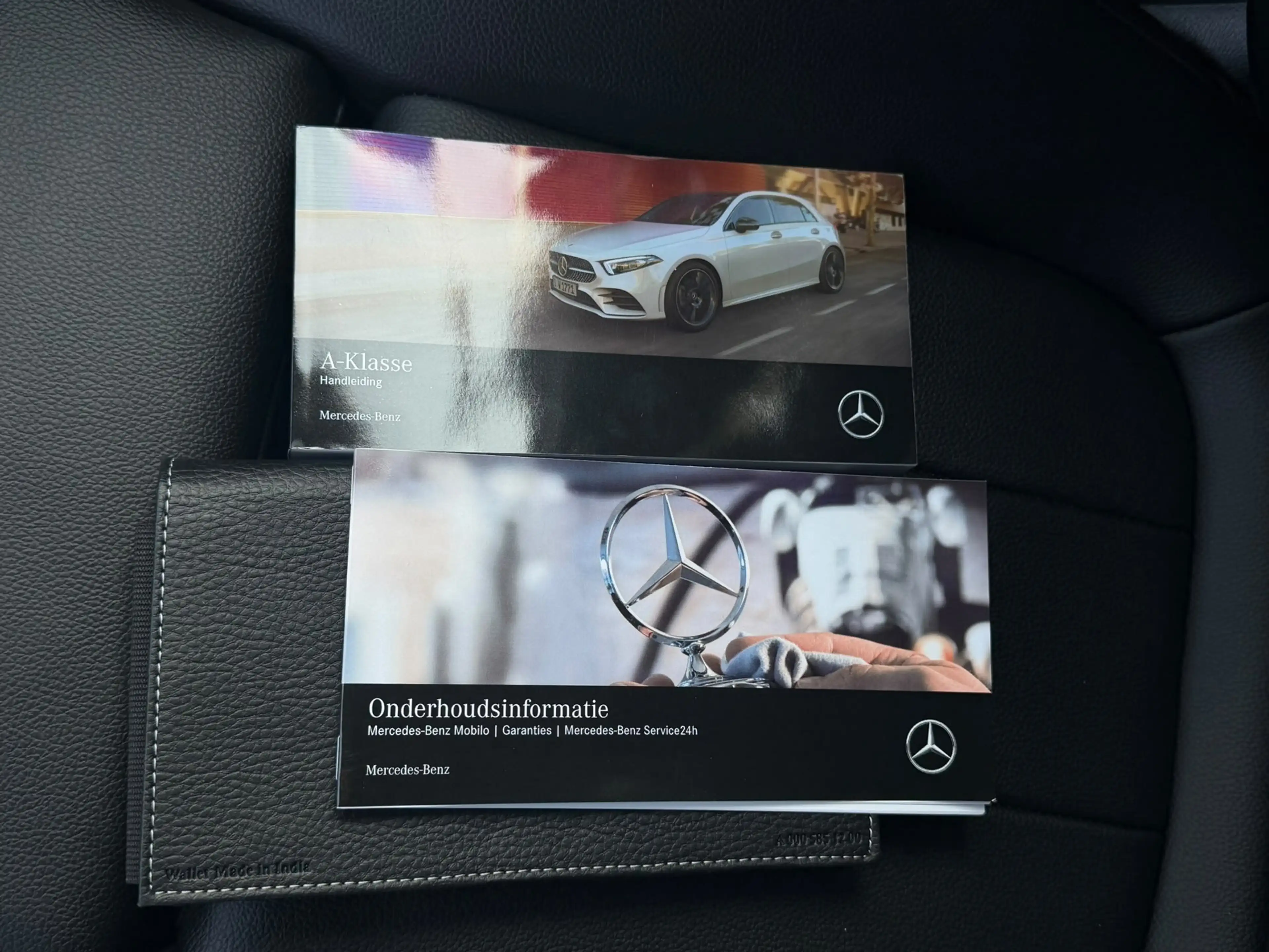 Mercedes-Benz A 250 e Business Solution Luxury Limited, lederen sporti — photo 15