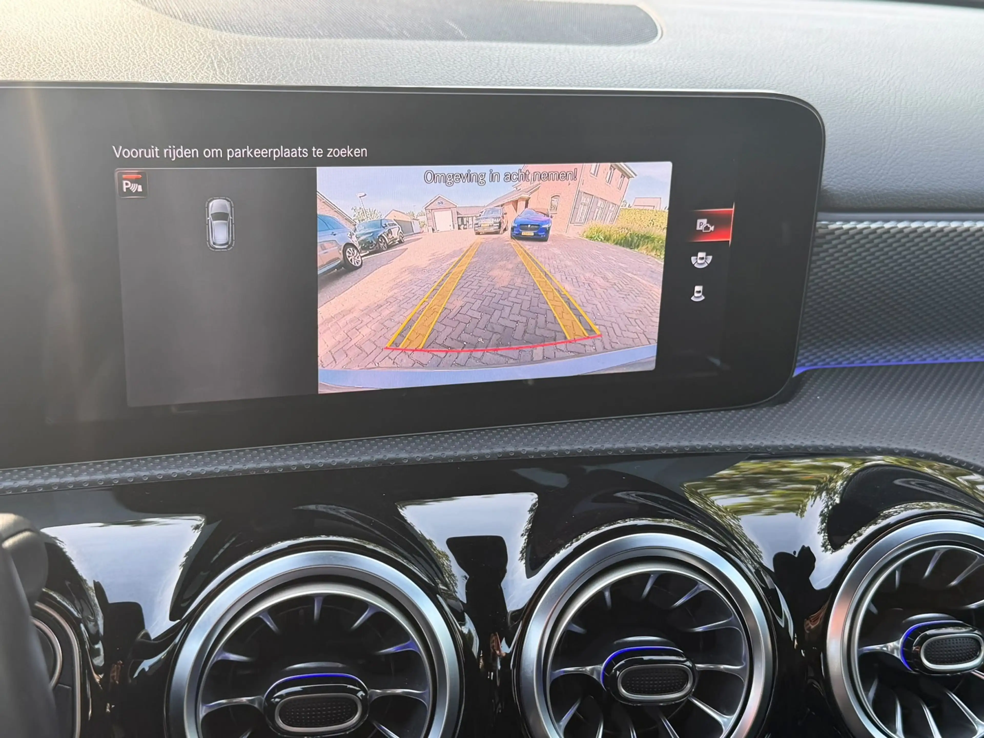 Mercedes-Benz A 250 e Business Solution Luxury Limited, lederen sporti — photo 6