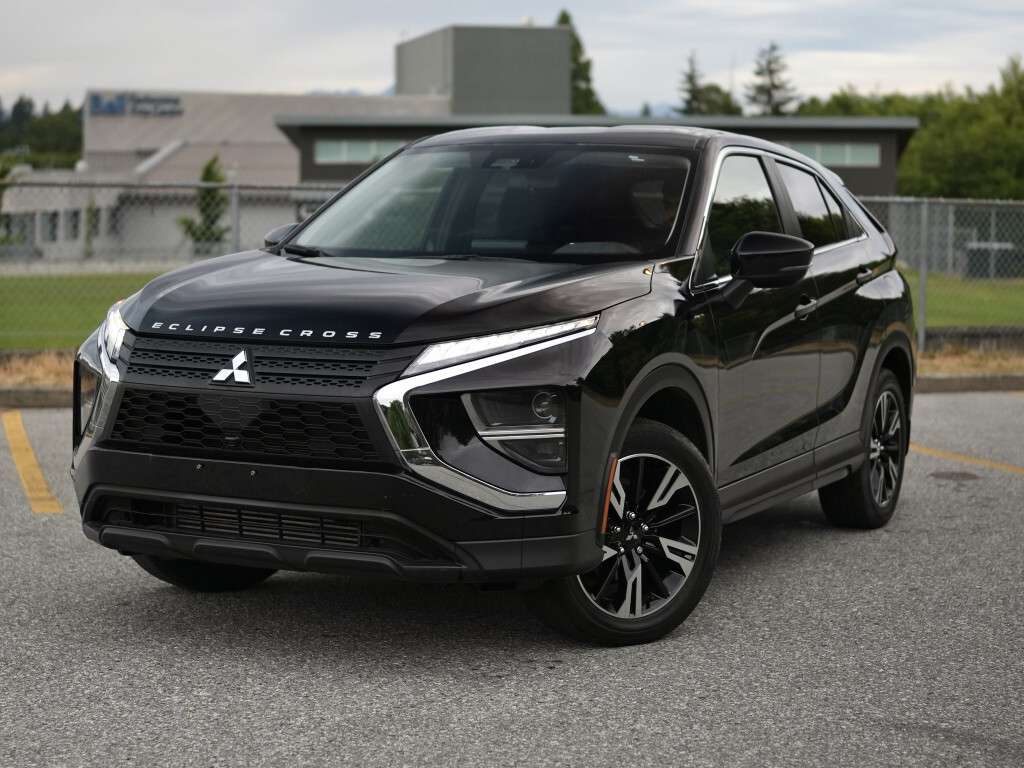 2024 Mitsubishi Eclipse Cross ES - CLAIM FREE - APPLE CARPLAY