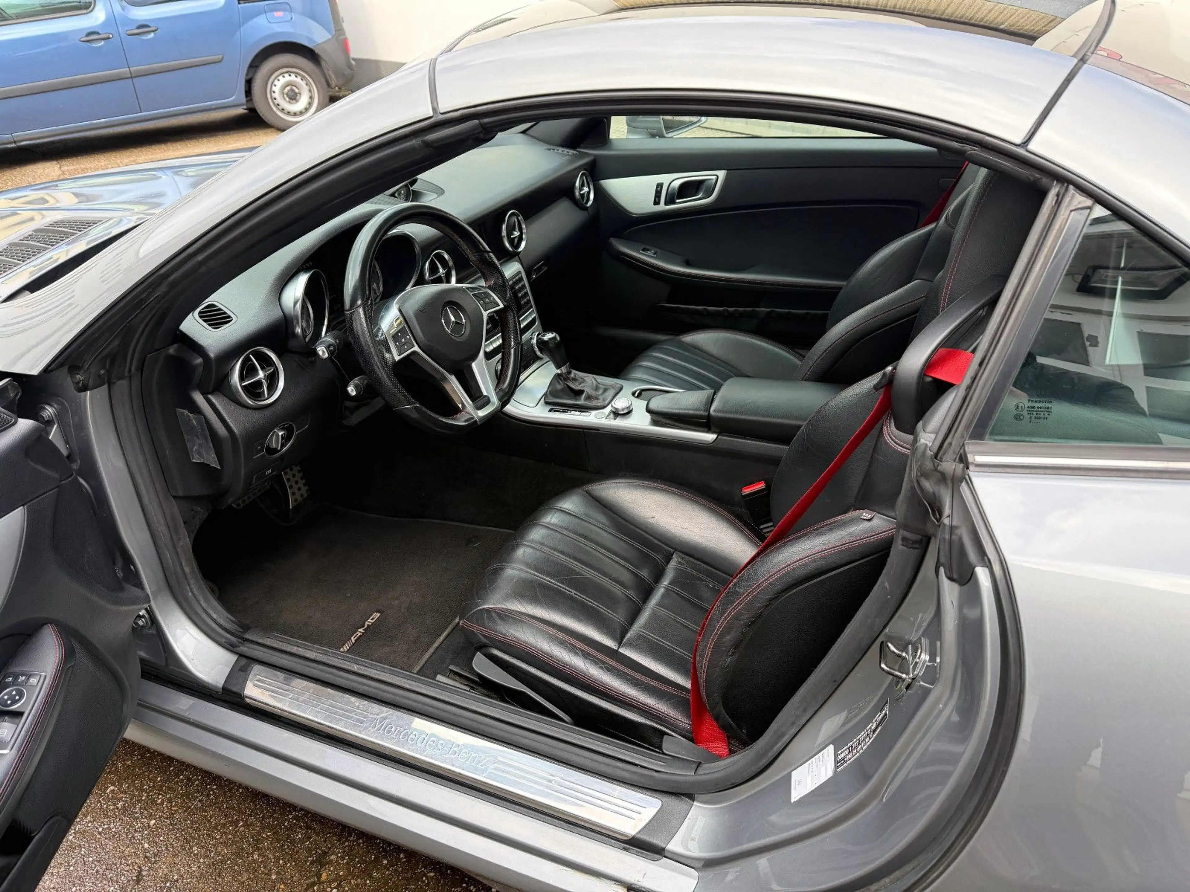 Mercedes-Benz SLK 250 CDI Roadster AMG Sportpaket Leder Xenon — photo 13
