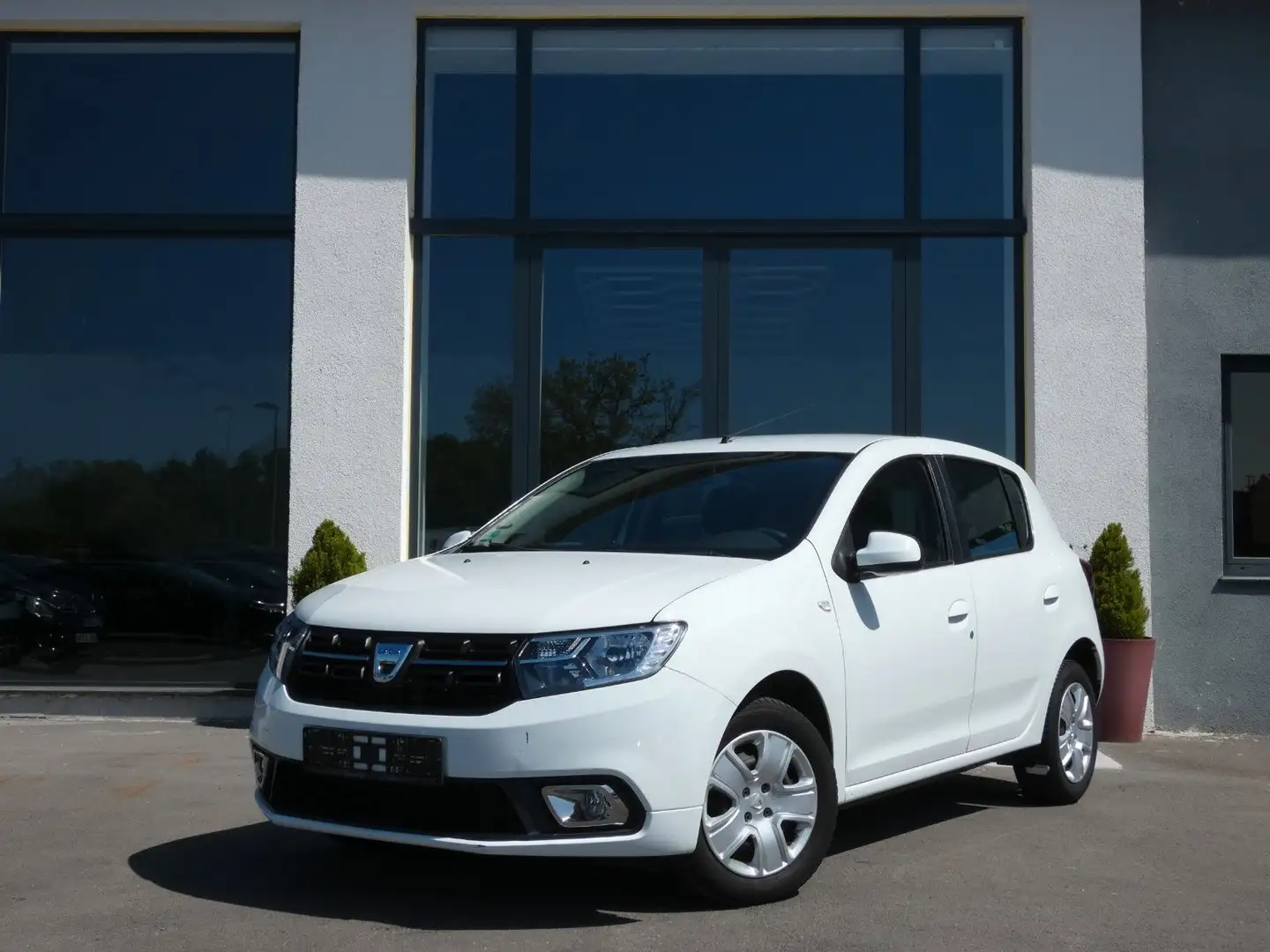 Dacia Sandero II*Automatik*Klima*Navi*Pdc* Weiß - 1