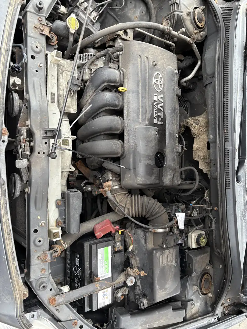 Toyota Avensis Breack .1.6 Sol .essence - 2