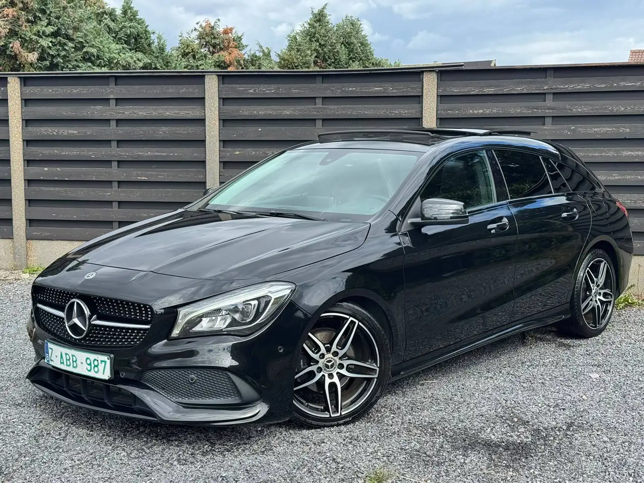 Mercedes-Benz CLA 180