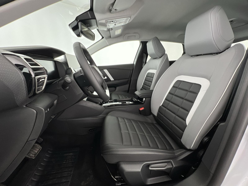 Citroen C4 Max Hybrid 1.2*NAVI*SHZ*RFK*uvm — photo 9