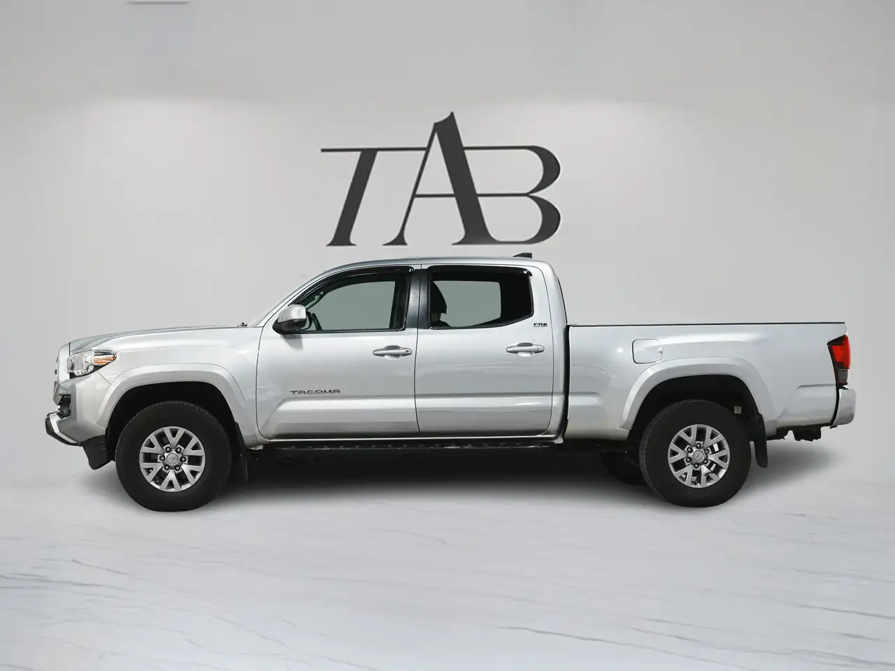 Toyota Tacoma снимка Toyota Tacoma