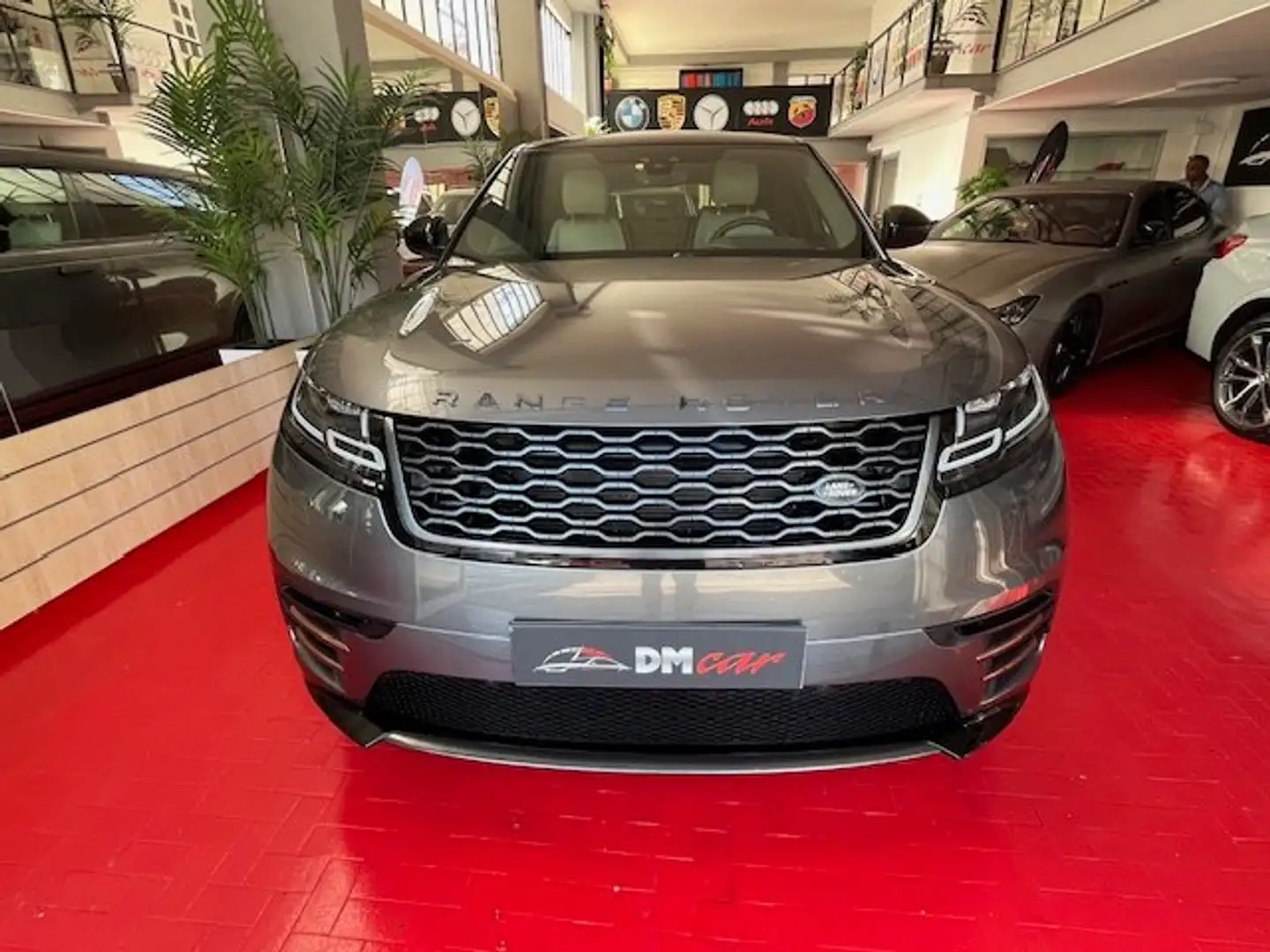 Land Rover Range Rover Velar 3.0d V6 R-DYNAMIC SE 300CV Automatico my19 Grau - 2