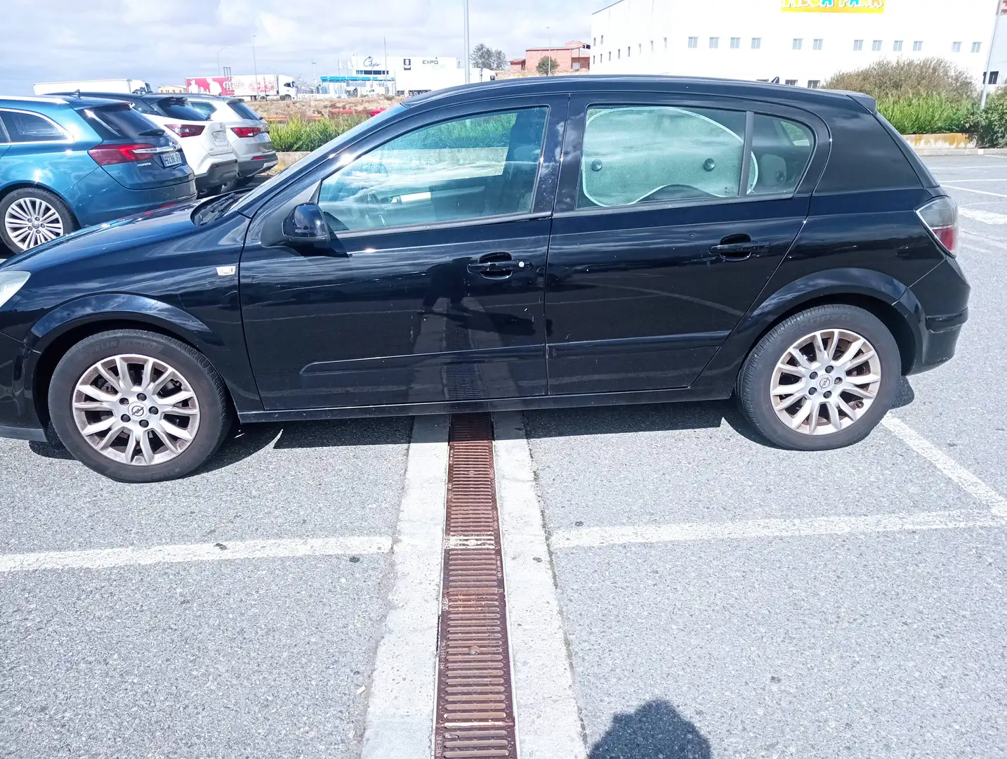 Opel Astra Astra SW 1.7CDTi Energy 110 Energy Negro - 1