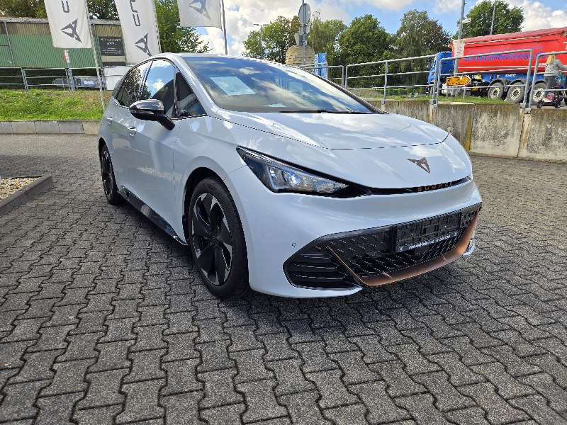 CUPRA Born